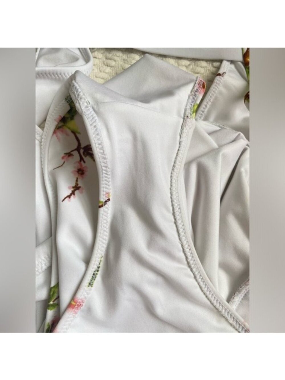 Women's White & Pink Cherry Blossom Plunge V-Neck One-Piece Swimsuit Size XS - Picture 5 of 5